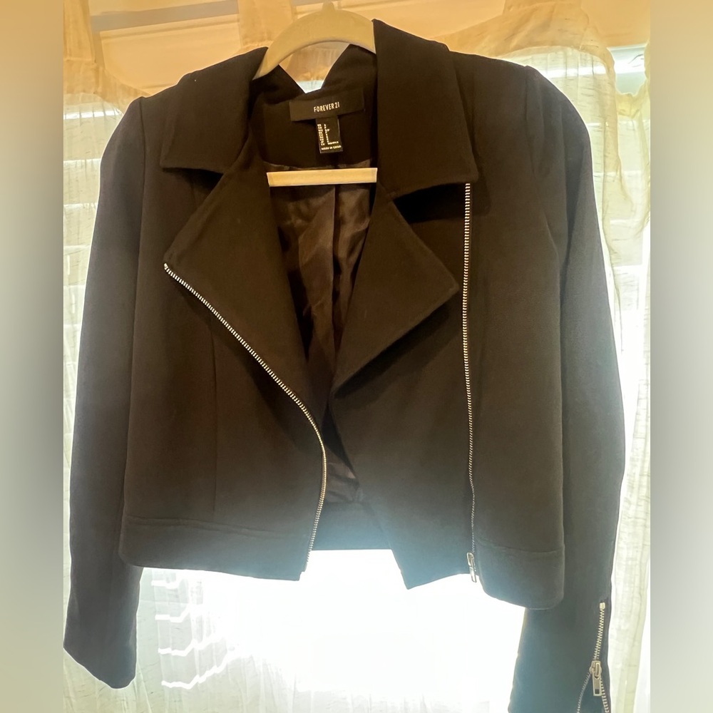 Forever 21 Zip up Jacket Black